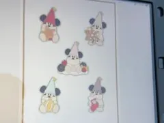 ディズニークリスマス 2025 リルリンリン　ピンバッジ　5個セット