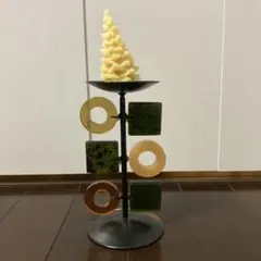 ツリー型イエローカラーキャンドルとホルダー