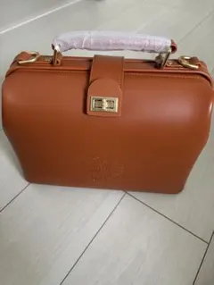 新品未使用　スターバックス 2-WAYレザーカフェバッグ ブラウンおまけ付き