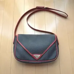 イヴサンローラン ヴィンテージ 斜め掛けショルダーバッグ 赤