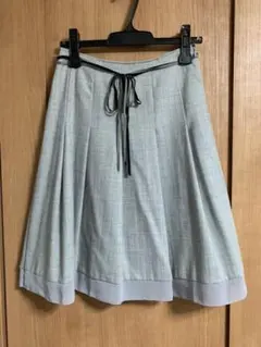 プリーツスカート　ウール100% 膝丈スカート