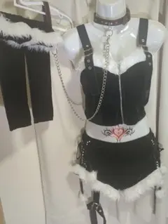 VanityMe コスプレ衣装 サンタ帽欠品