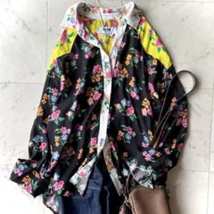 美品 MSGM フローラルシャツ 花柄 配色デザイン イタリア製 38 ブラックのサムネイル