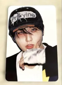 ハン 匿名配送 スキズ KARMA SKZOOver. 公式トレカ