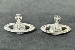 ヴィヴィアンウエストウッド　クリアストーンオーブピアス　シルバー色