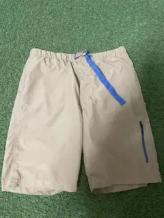 NIKE ショートパンツ ベージュ Lサイズのサムネイル