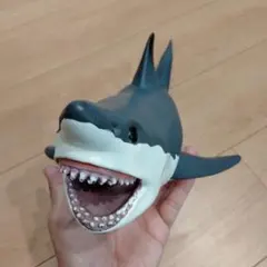 サメフィギュア 手のひらサイズ