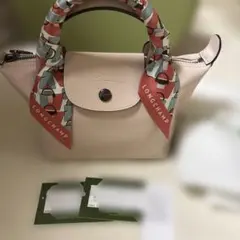 LONGCHAMP ピンクレザーショルダーバッグ