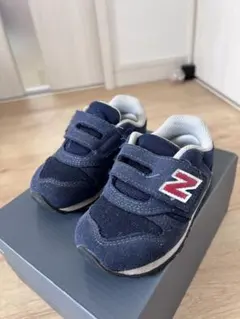 ニューバランス　373 キッズ　スニーカー　13.5センチ　ネイビー　紺