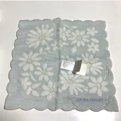 LAURA ASHLEY タオルハンカチ 花柄 ブルー　夏　爽やかのサムネイル