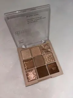 デイジーク　アイシャドウパレット 9色入り