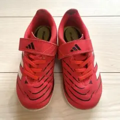 adidas PREDATOR 17.0 サッカー　シューズ　トレシュー