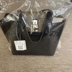 新品未使用　PECHINCHAR バッグ　ブラックのサムネイル