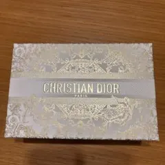 CHRISTIAN DIOR ギフトボックス