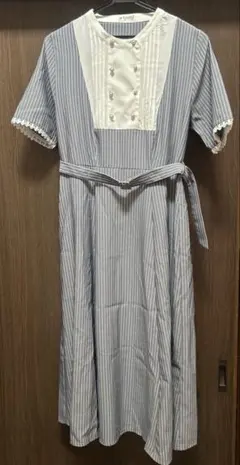 Item thumbnail for item 75e77cdf-a450-4950-a142-fd9de7733aca