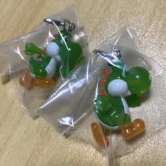 スーパーマリオ　めじるしアクセサリー　ヨッシー　２点