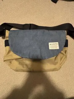 Item thumbnail for item 3ae1b80f-655f-4e1d-9969-554225bf99d1