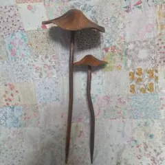 アンティーク】「大日本東京大倉」 金属製 飾り物 ジャンクガーデン 古道具