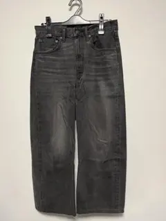 ダークグレー ストレートデニム　W28