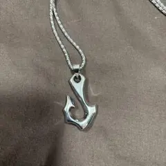 フィッシュフック ペンダントトップ シルバー