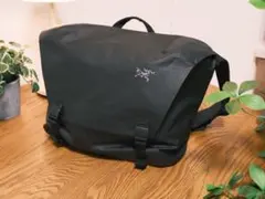 Arc’teryx Granville 10 Courier Bag Blackのサムネイル