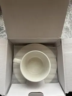 ミセスグリーンアップルホワイトラウンジカップ&ソーサー