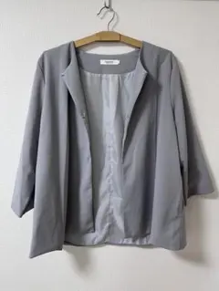 美品　レディース　フォーマルスーツ　セットアップ