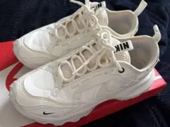 NIKE ウィメンズ TC7900 ホワイト ナイキ US7 24㎝