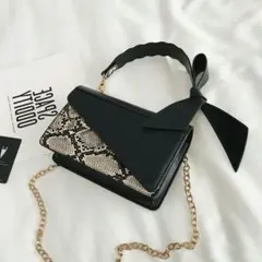 残りわずか！パイソン柄 バイカラー ショルダーバッグ ミニハンドバッグ ブラック