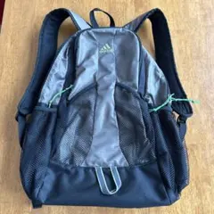 adidas リュック オリーブ&ブラック　通勤　通学　部活　デイバッグ
