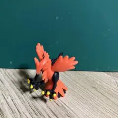 ガラルサンダー　ポケモン フィギュア