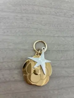 シャネル　CHANEL チャーム　カメリア