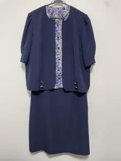 Item thumbnail for item 4a0849af-f02f-405b-b39e-2cc4fa43f06f