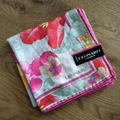 2026年最新】レオナール スカーフ シルクの人気アイテム - メルカリ