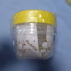 新品　ポチャッコ　丸型　タッパー　2個
