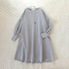 BEARDSLEY 袖パフダンボールワンピース　ライトグレー