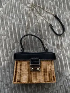 ZARA カゴショルダーバック