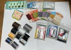 多彩なミシン糸と手縫い糸セット