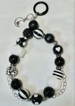 【S009】白黒ストラップ ハンドメイド