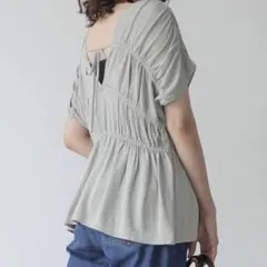 AMERICANHOLIC新品タグ付き Vネックニットギャザープルオーバー ②