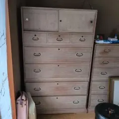 【ご購入者】高級桐箪笥 二棹セット② ご購入者様専用】高級桐箪笥 二棹セット② - メルカリ