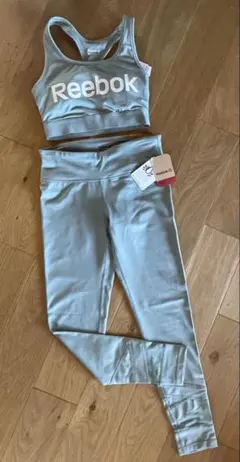 Reebok スポーツブラとレギンスセット XS/XCH ライトグリーン