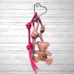 じゃらじゃらキーホルダー　バッグチャーム　ピンク　レザー調　クマ　カラビナ