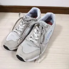 Item thumbnail for item 7d7c878e-8a32-41a9-84eb-5aad27e80030