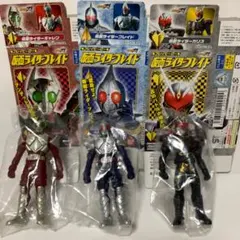 美品 プレイヒーロー 仮面ライダーブレイド 全３種 食玩フィギュア