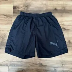 PUMAプーマ　160センチ　ハーフパンツ