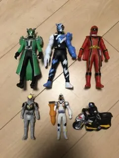 仮面ライダー　戦隊シリーズ　ソフビ人形