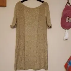 ニットワンピ♡袖にリボン バックネックにアクセサリー付き