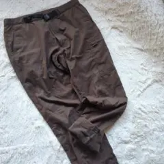 UNIQLO　メンズ　暖パン　カーゴパンツ ブラウン