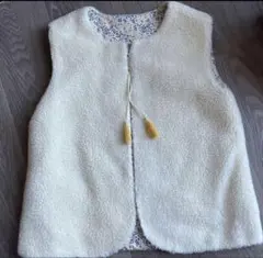 【CYRILLUS】　リバーシブルベスト 14A/156